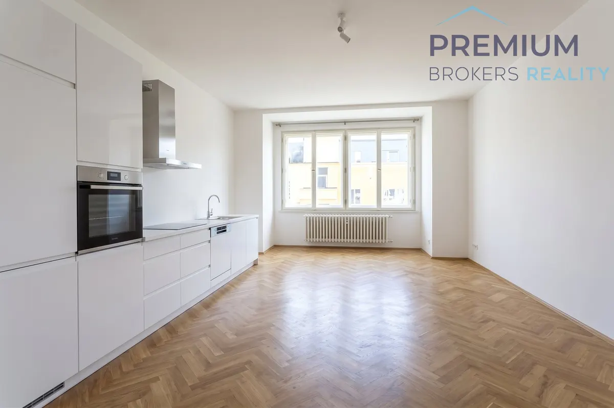 Pronájem bytu 1+kk 32 m², Praha - Vinohrady