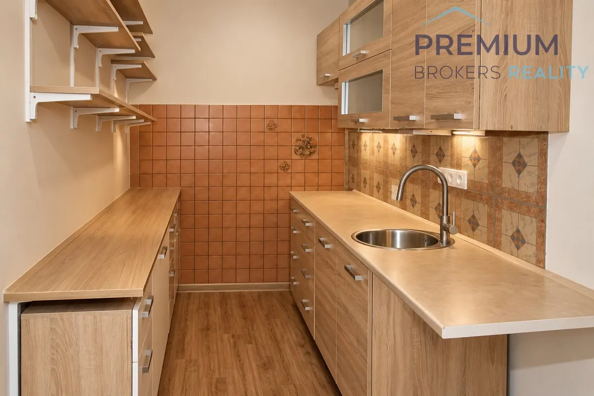 Pronájem bytu 2+kk 40 m², Litoměřice - Pokratice